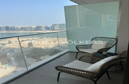 Apartment - 1 Bedroom - 1 Bathroom for sale in Palace Beach Residence Tower 2 - Palace Beach Residence - EMAAR Beachfront - Dubai Harbour - Dubai