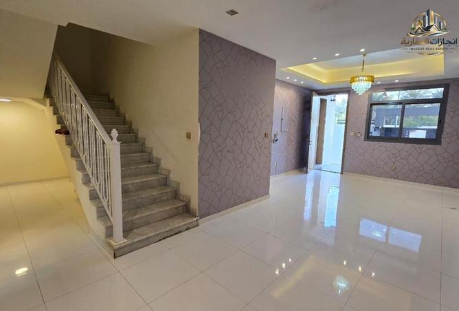 73844373 - Property Image 3