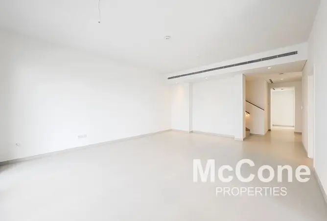 165501302 - Property Image 3