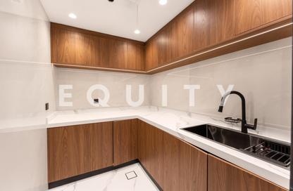 Office Space - Studio for sale in The Regal Tower - Business Bay - Dubai