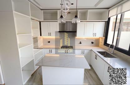 Villa - 5 Bedrooms - 7 Bathrooms for sale in Al Yasmeen 1 - Al Yasmeen - Ajman