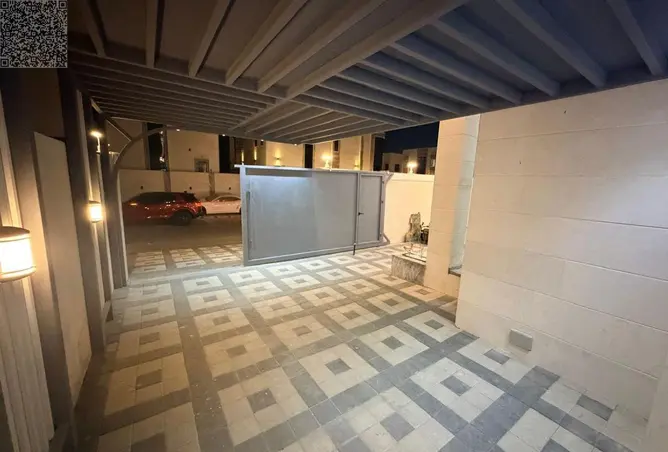153743002 - Property Image 2