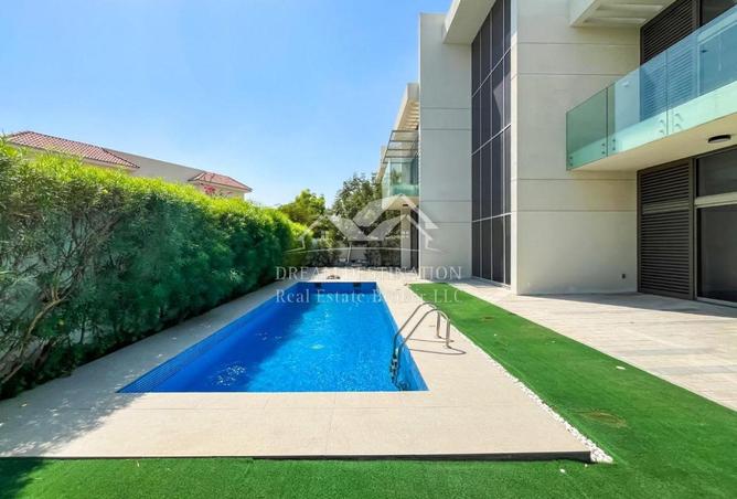 82386687 - Property Image 2