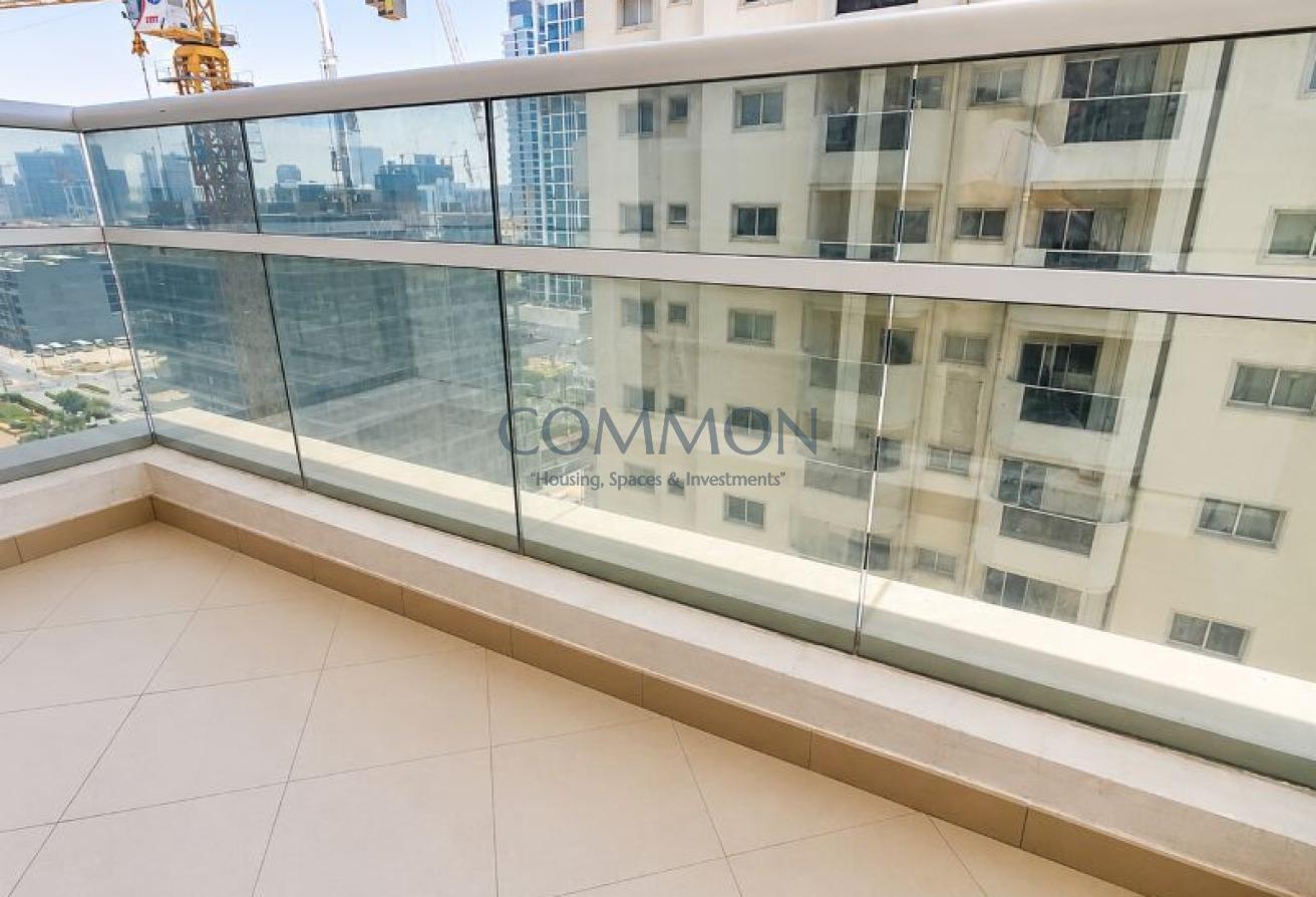 Spacious Unit | Bulk Lease | Great Location photo 4