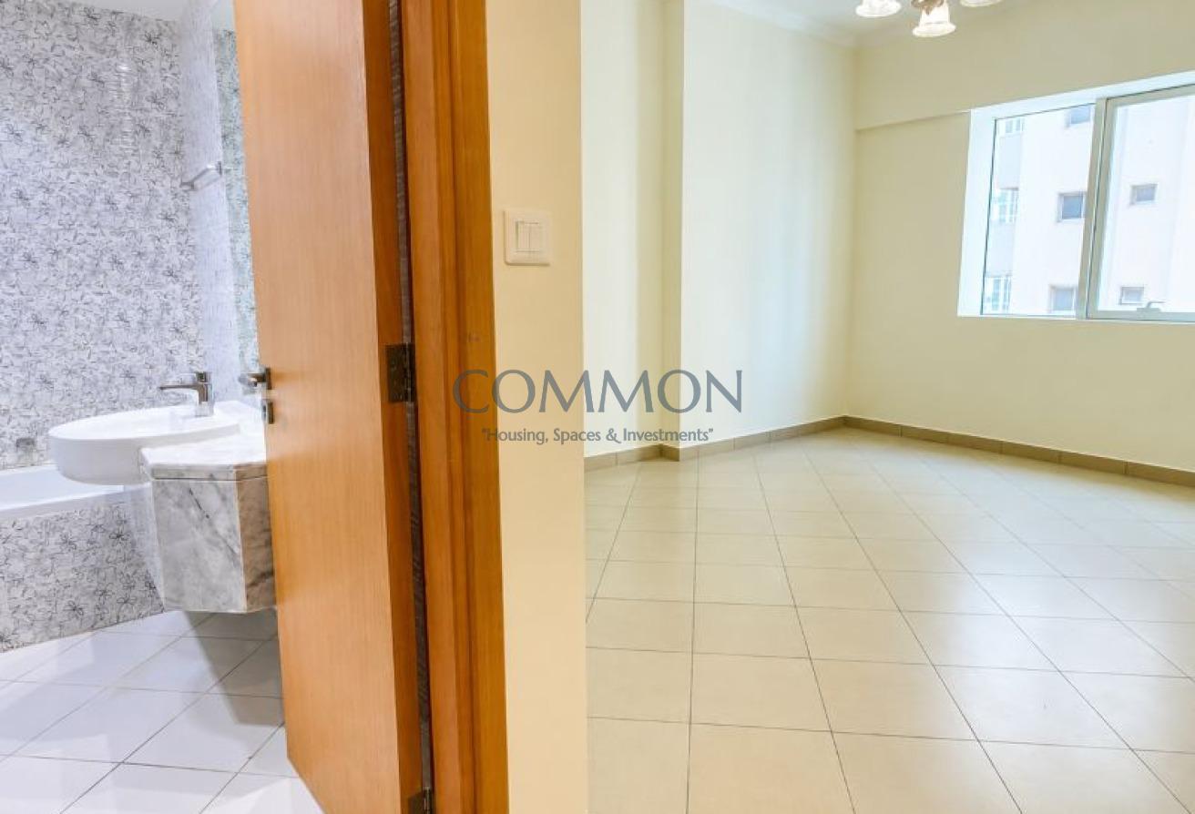 Spacious Unit | Bulk Lease | Great Location photo 7