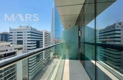 Apartment - 2 Bedrooms - 3 Bathrooms for rent in Cornich Al Khalidiya - Al Khalidiya - Abu Dhabi