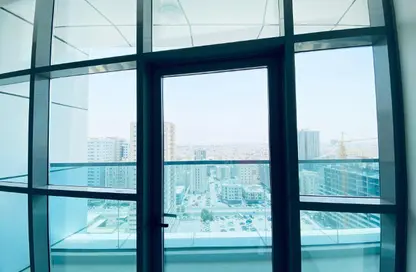 Apartment - 3 Bedrooms - 4 Bathrooms for sale in Gulfa Towers - Al Rashidiya 1 - Al Rashidiya - Ajman