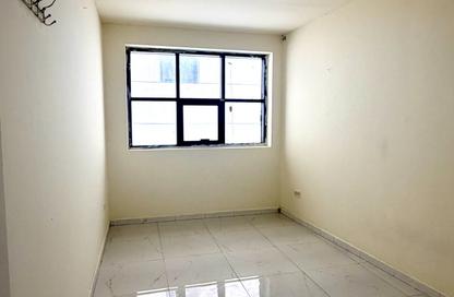 Apartment - Studio - 1 Bathroom for rent in Hor Al Anz - Deira - Dubai