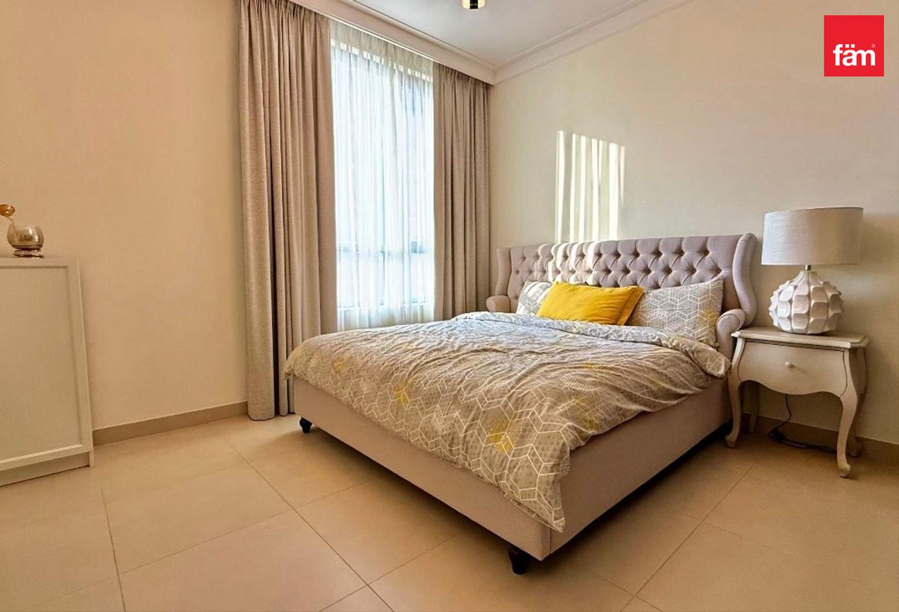 Skyline Burj Khalifa View | Largest Corner Unit photo 12