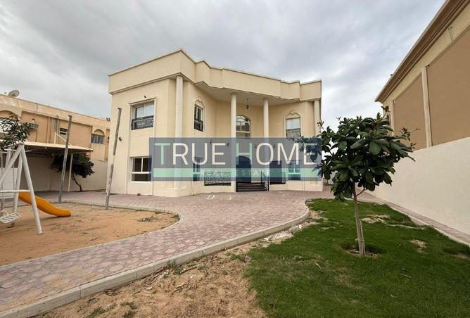 74234213 - Property Image 2