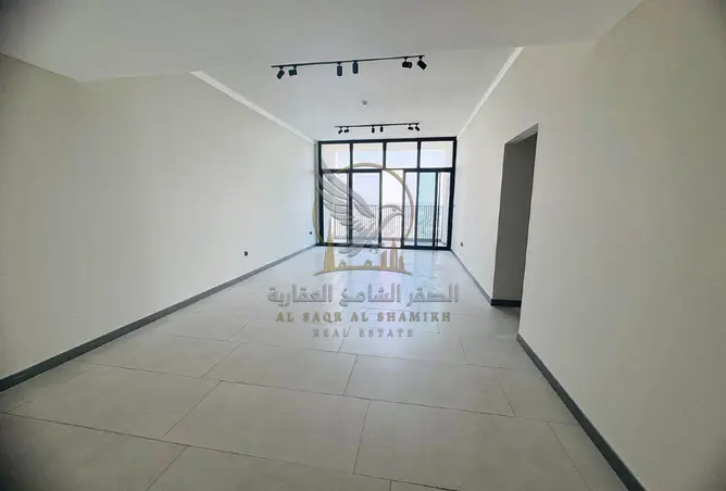 146006463 - Property Image 3