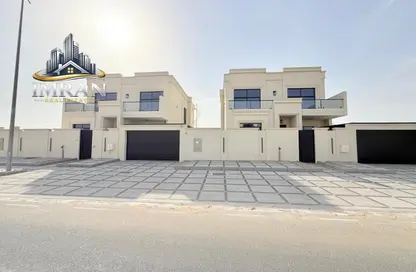 Villa - 5 Bedrooms - 7 Bathrooms for rent in Tilal City A - Tilal City - Sharjah