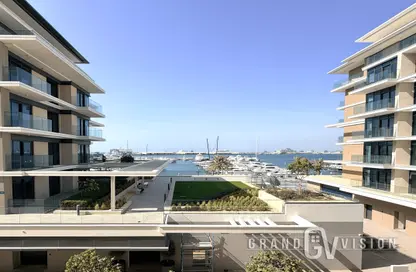 Apartment - 2 Bedrooms - 2 Bathrooms for rent in Seagate Building 3 - Seagate - Mina Rashid - Dubai
