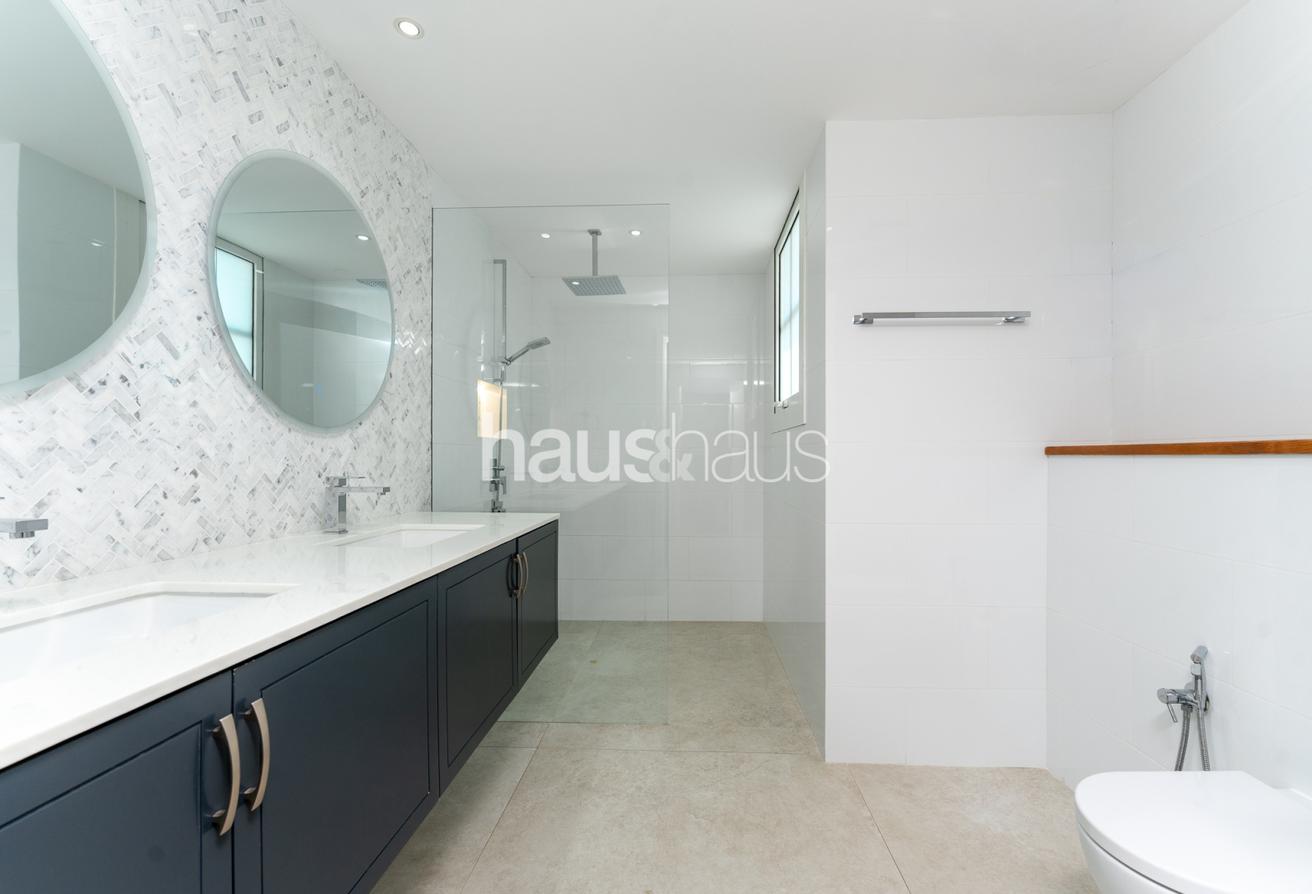 Fully upgraded | Atlantis Views | Furnished photo 6