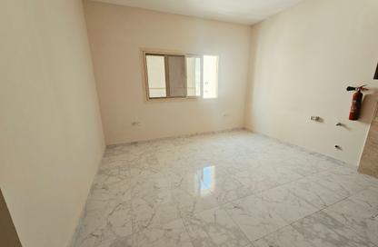 Apartment - Studio - 1 for rent in Fire Station Road - Muwaileh - Sharjah