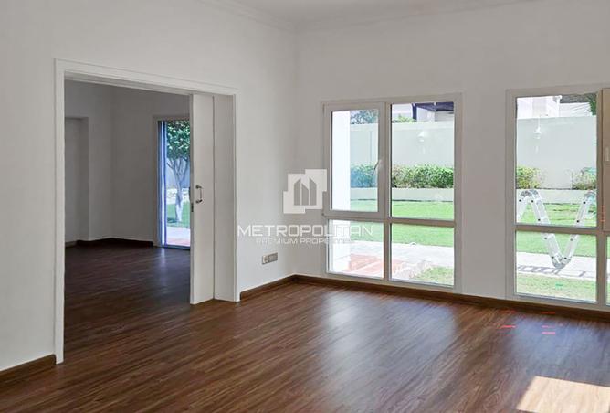 141436005 - Property Main Image