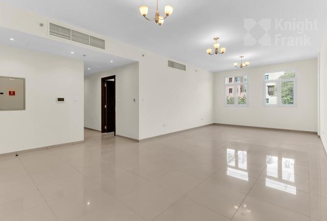 94018676 - صورة العقار 3