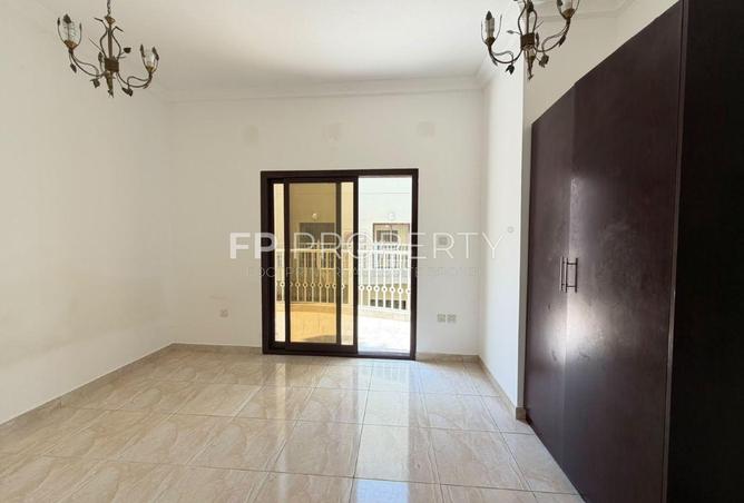 Exclusive Studio | Vacant Now Ready To Move