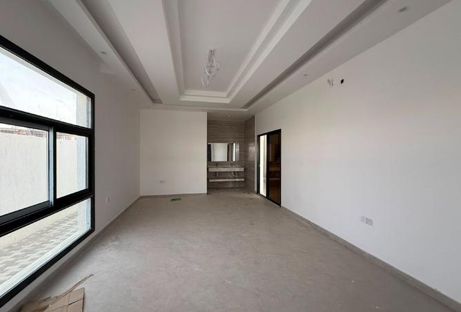 128855672 - Property Image 2