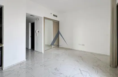 شقة - 1 حمام للايجار في جولدن دريم برج 1 - منطقة 18 - قرية جميرا الدائرية - دبي