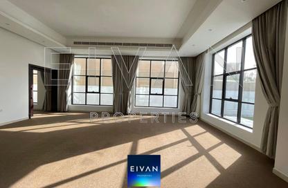 Villa - 5 Bedrooms - 7 Bathrooms for rent in Nad Al Sheba Villas - Nad Al Sheba 3 - Nad Al Sheba - Dubai Villa - 5 Bedrooms - 7 Bathrooms for rent in Nad Al Sheba Villas - Nad Al Sheba 3 - Nad Al Sheba - Dubai