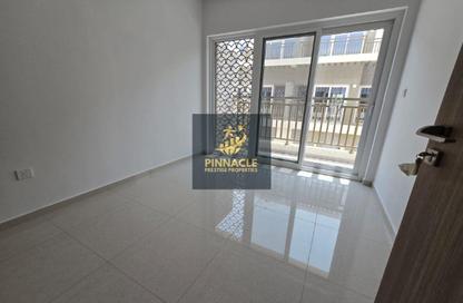 Villa - 4 - 4 for rent in Camelia - Damac Hills 2 - Dubai Villa - 4 - 4 for rent in Camelia - Damac Hills 2 - Dubai