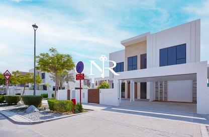 Villa - 5 - 7 for rent in Saadiyat Reserve - Saadiyat Island - Abu Dhabi