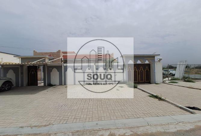 74623919 - Property Image 2