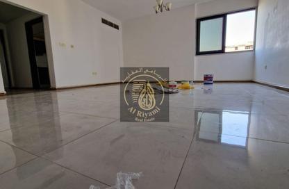 شقة - غرفة نوم - 2 حمامات للايجار في أورينت تاور 1 - أورينت تاور - البستان - عجمان