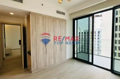 شقة - غرفة نوم - 2 حمامات للبيع في ذا ايست كريست - ديستريكت 17 - قرية جميرا الدائرية - دبي