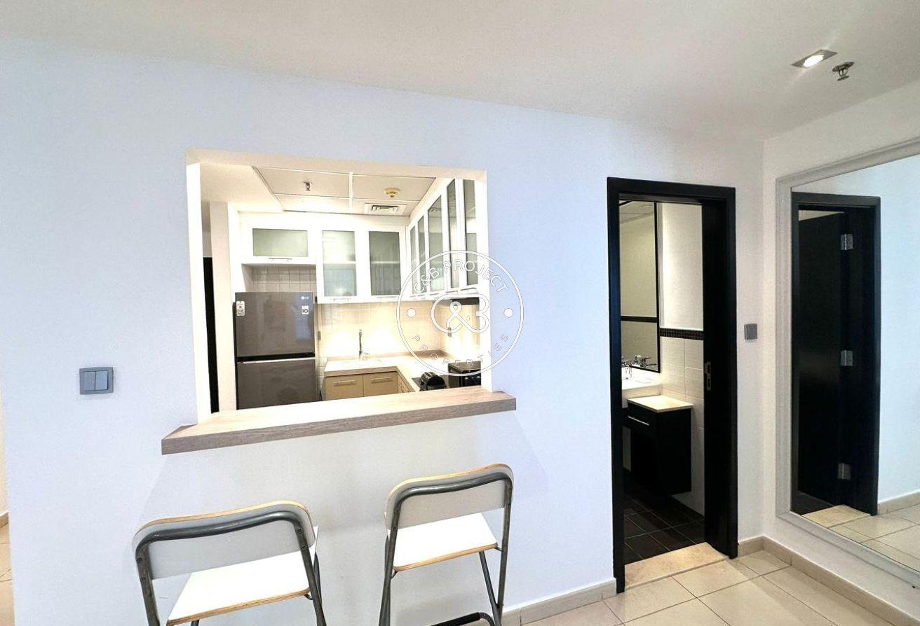 Spacious 1BR | Furnished | Marina Living photo 5