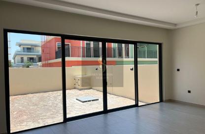 Townhouse - 3 - 3 for rent in Portofino - Damac Lagoons - Dubai