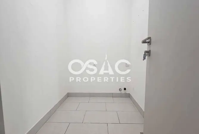 106834388 - Property Image 3