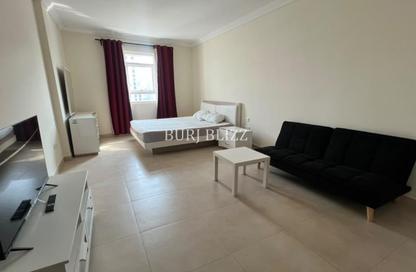 Apartment - Studio - 1 for rent in Plaza Residences 2 - Plaza Residences - District 13 - Jumeirah Village Circle - Dubai Apartment - Studio - 1 for rent in Plaza Residences 2 - Plaza Residences - District 13 - Jumeirah Village Circle - Dubai