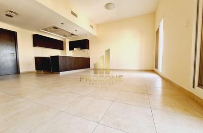 Apartment - 2 - 2 for rent in Al Thamam 49 - Al Thamam - Remraam - Dubai