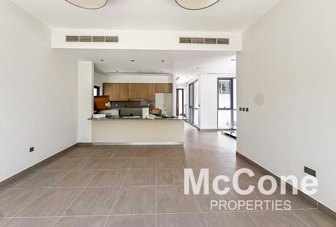 128371254 - Property Image 3