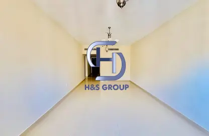 Apartment - 1 Bedroom - 2 Bathrooms for rent in Muwaileh 29 Building - Muwaileh - Sharjah