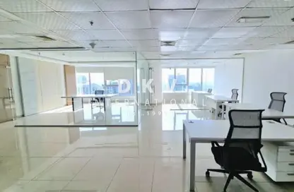 Office Space - 1 Bedroom - 1 Bathroom for rent in Platinum Tower (Pt Tower) - JLT Cluster I - Jumeirah Lake Towers - Dubai