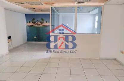 Office Space - Studio - 1 Bathroom for rent in Maktoum Road Building - Riggat Al Buteen - Deira - Dubai