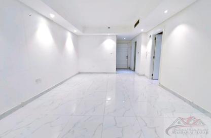 Apartment - 1 Bedroom - 2 Bathrooms for rent in Muwaileh 29 Building - Muwaileh - Sharjah