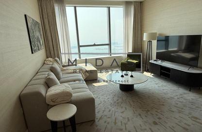 Apartment - 1 - 2 for rent in The Palm Tower - Palm Jumeirah - Dubai