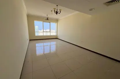 Apartment - 3 Bedrooms - 4 Bathrooms for rent in Qasimia 10 building - Al Mahatta - Al Qasimia - Sharjah