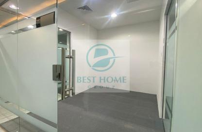 Office Space - Studio - 4 Bathrooms for rent in Corniche Tower - Corniche Road - Abu Dhabi