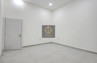 Apartment - 3 Bedrooms - 3 Bathrooms for rent in Mohamed Bin Zayed City - Abu Dhabi