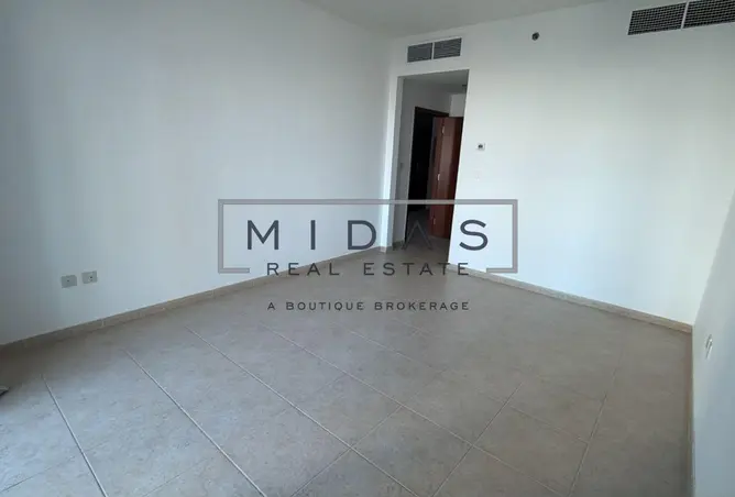 162775390 - Property Image 3