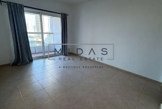 162775390 - Property Image 2