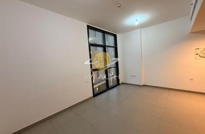Apartment - Studio - 1 Bathroom for rent in Al Mamsha - Muwaileh - Sharjah