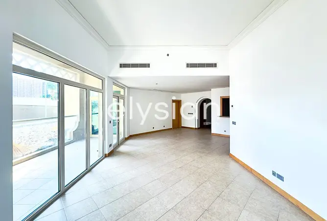 112731106 - Property Image 2