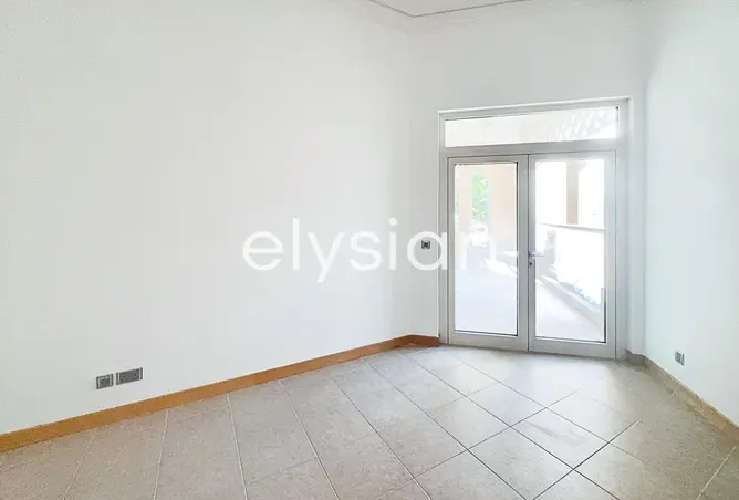 112731106 - Property Image 3