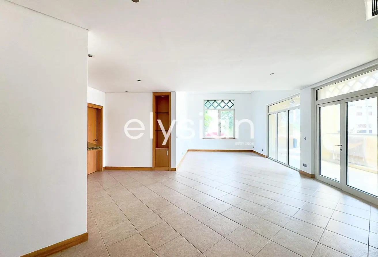 112731106 - Property Main Image